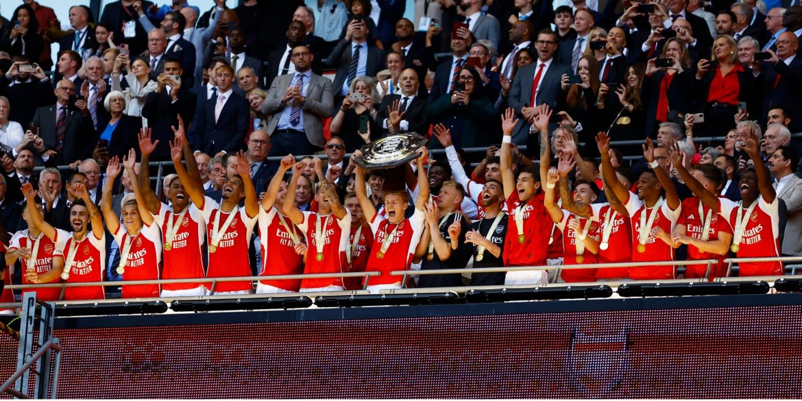 Director confirms he’s in talks to sign Arsenal gem after speaking with him